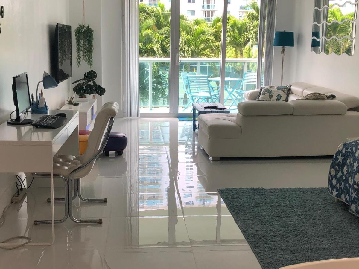 The Blue Island Apartamento Miami Beach Exterior foto